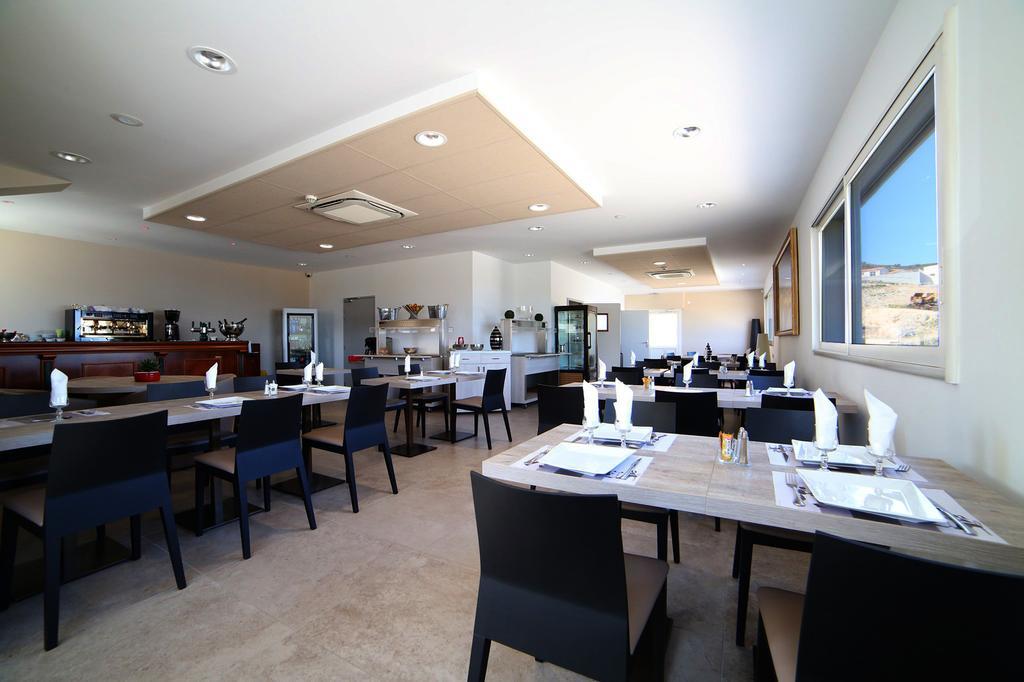 Hotel Restaurant Les Pielettes Le Rove Zewnętrze zdjęcie