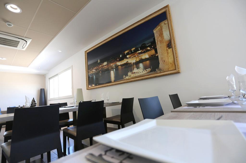 Hotel Restaurant Les Pielettes Le Rove Zewnętrze zdjęcie